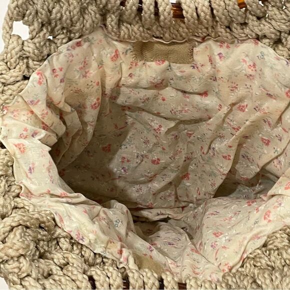 Vintage Handbag, Tan - Picture 4 of 10